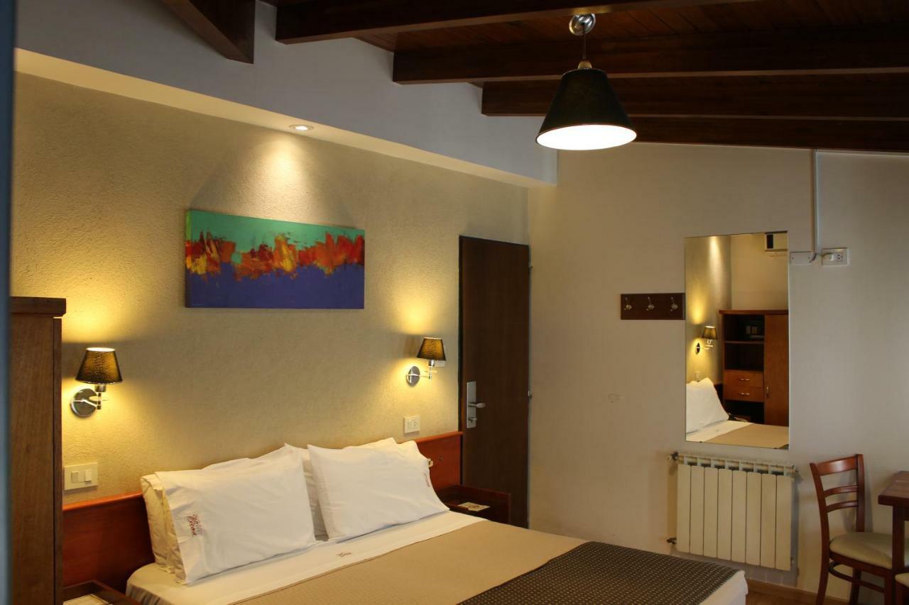 Hotel Viena Córdoba Kültér fotó