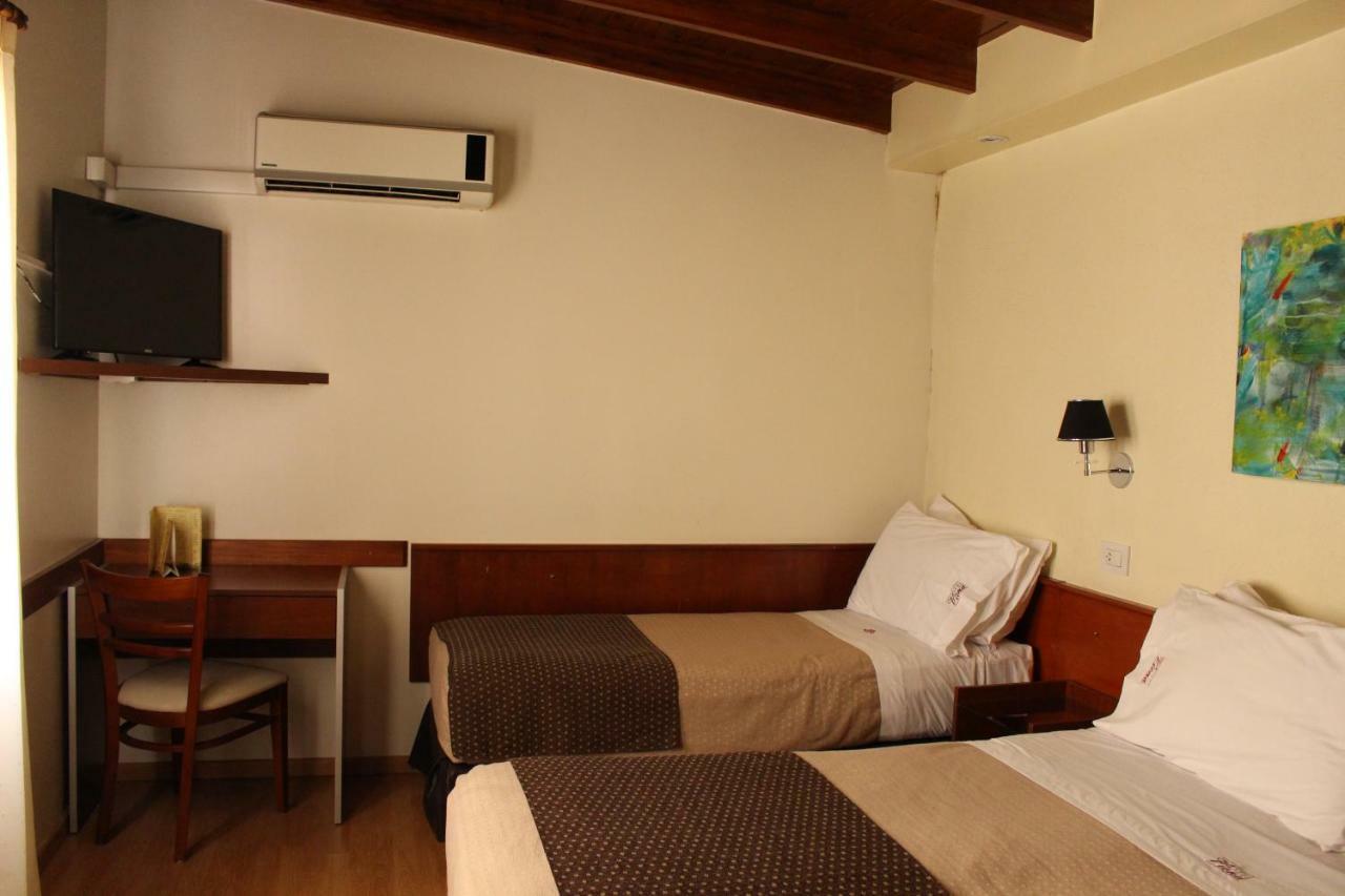 Hotel Viena Córdoba Kültér fotó